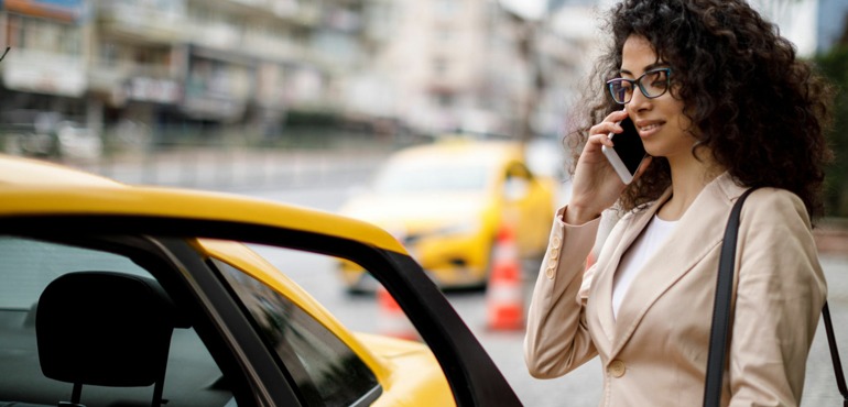 https://btaxibarcelona.es/wp-content/uploads/2024/05/b_details01.jpg